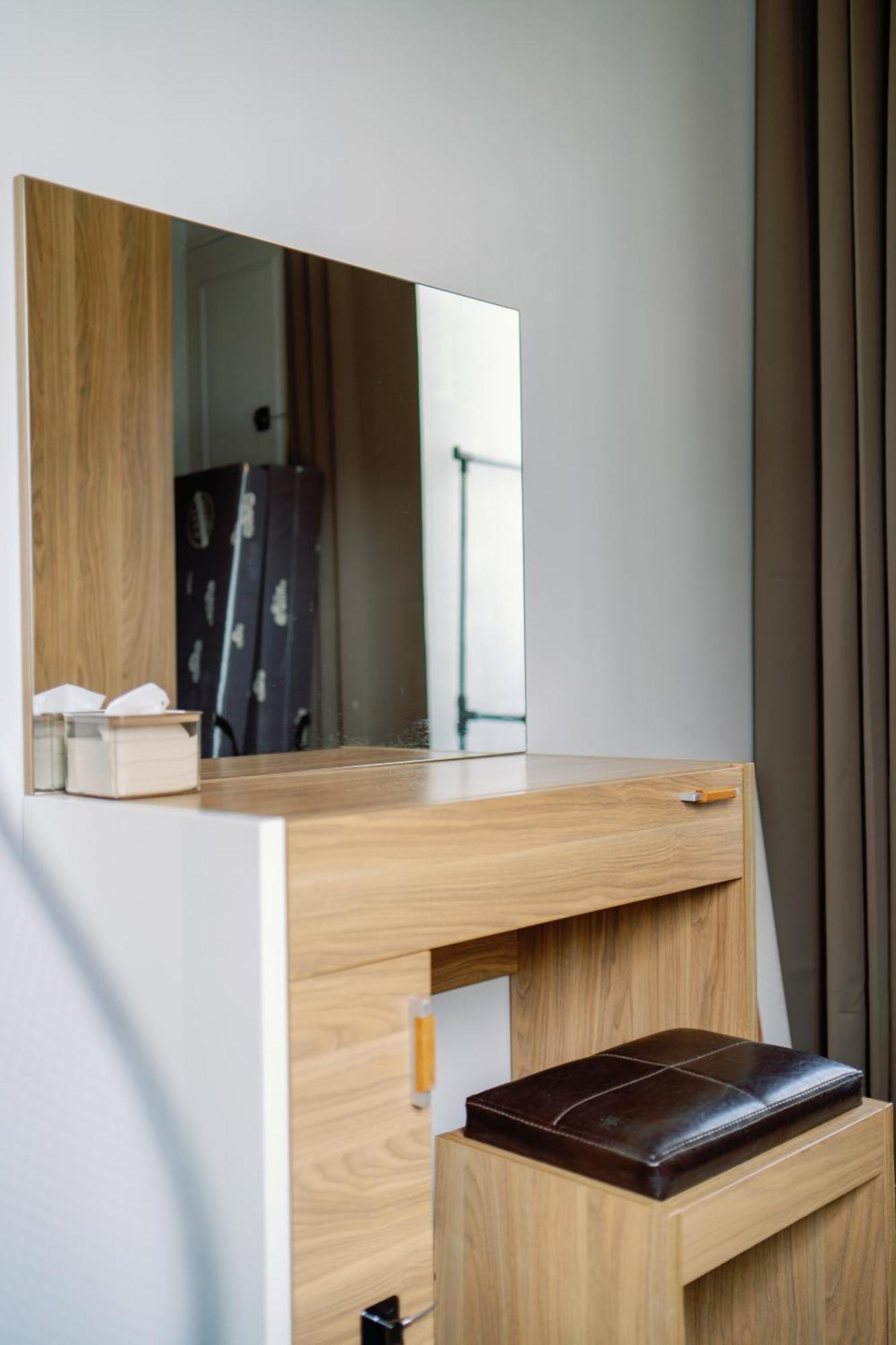 Cozy 2-Bedroom At South Of Market Soma Bgc Near Sm Aura, Market! Market! & Bonifacio High Street Taguig Bagian luar foto