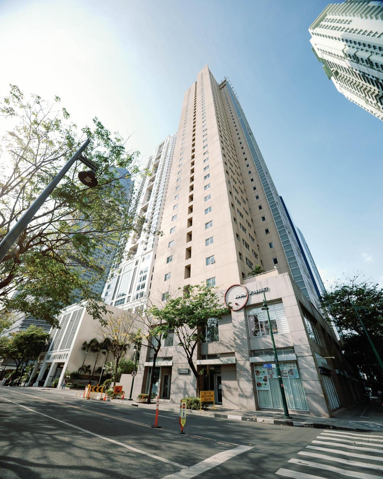 Cozy 2-Bedroom At South Of Market Soma Bgc Near Sm Aura, Market! Market! & Bonifacio High Street Taguig Bagian luar foto