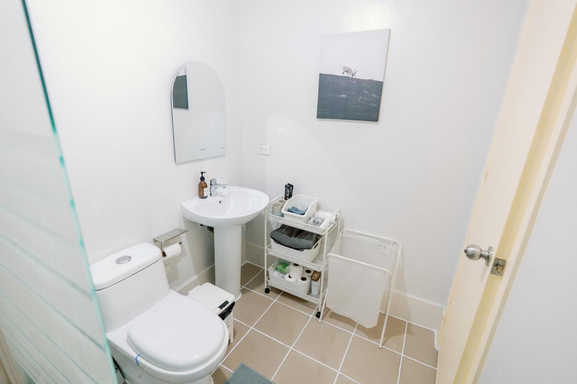 Cozy 2-Bedroom At South Of Market Soma Bgc Near Sm Aura, Market! Market! & Bonifacio High Street Taguig Bagian luar foto