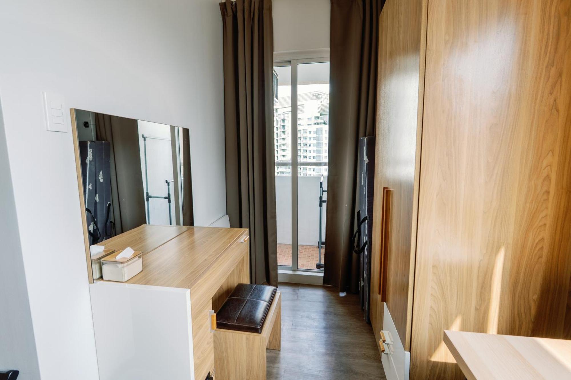 Cozy 2-Bedroom At South Of Market Soma Bgc Near Sm Aura, Market! Market! & Bonifacio High Street Taguig Bagian luar foto